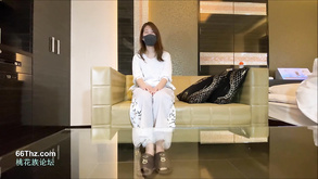 Sexy Asian Girl In Mask Ready To Fuck In Her Cunt