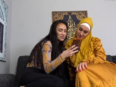 Hot Lesbian In Hijab Enjoys Licking