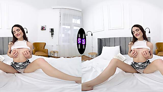 A Hot Solo Girl Plays With Her Pussy In A 180 Degree View