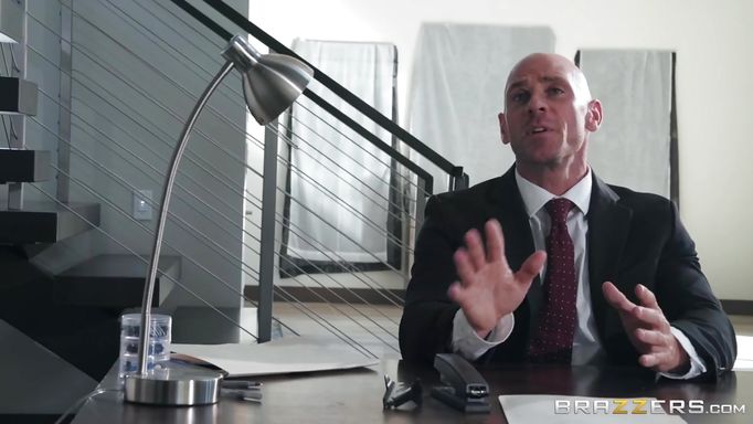 Juicy Dick For A Horny Porn Star