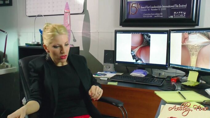 Sexy Blonde Boss Is Fantasied About Her Worker