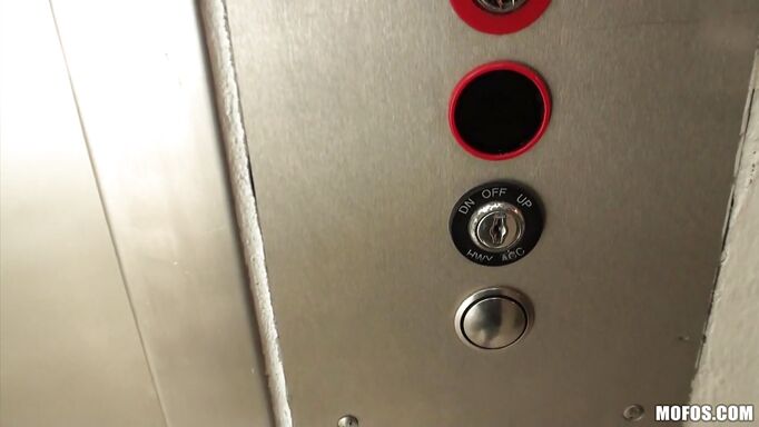 Pornstar Filmed Without Her Knowledge As She Chills Out