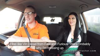 Examiner Czech Girl Fucked In A Car