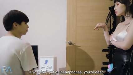 Taiwanese Babe Xiao Ye Ye Gets Dicked Doggystyle By Her Stepbro