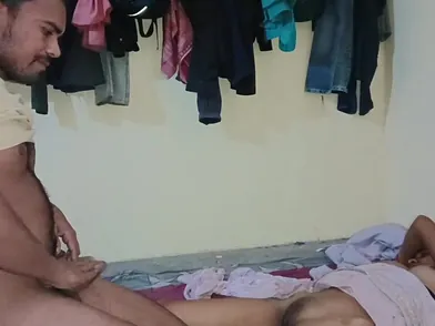 Watch India Village’s Desi Wifey Get Her Holes Filled In Hardcore Homemade Sex Tape