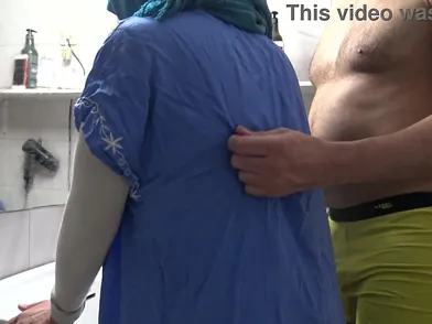 Stepmommysusan Gets Her Hijab Torn Off While Getting Plumbed By A German Deviant Stud