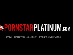 PORNSTAR PLATINUM Horny Carmen Valentina Licks Mindi Mink