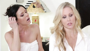 Two Milfs Lick Each Other S Cunts Julia Ann And Kendra Lust