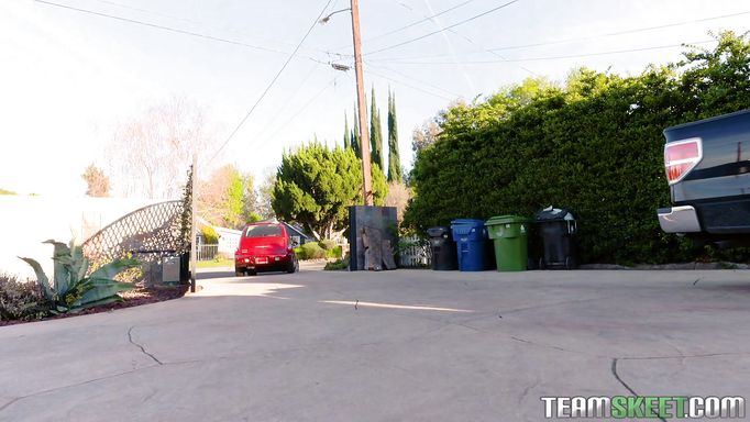 Blonde Chick Teases Driving Coach And Sucks His Big Cock