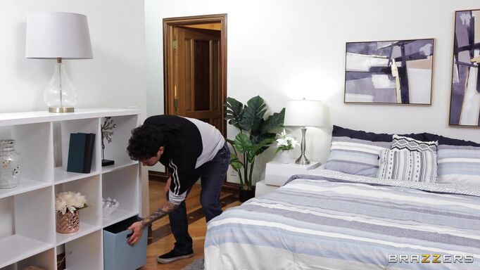 Hottie Cooperates With Her Aroused Step Bro.