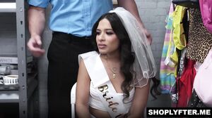 Pervert Officer Fucks Teen Shoplifter Luxe La Fox