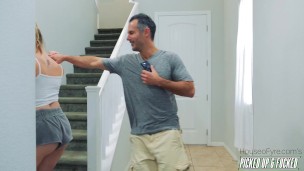 Jogging Pornstar Fucks A Random Fan For A Ride