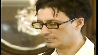 ANAL FISTING FOR FRENCH MATURE WOMAN BY YOUNG LADY