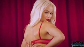 Amazing Blonde Pornstar Elsa Jean Posing Naked In A Bed Of Roses