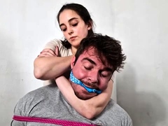 Liricaa Lamat   Speakuss   Speakuss Gets Smothered By