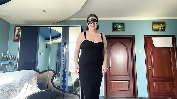 Stocking Milf Gets Her Hairy Asshole Expanded