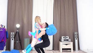 Sporty Gal With Juicy Booty Bella Mur Is Fond Of Hardcore Anal Banging