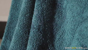 While Cleaning The Floor Versatile Housewife Gets Nailed Doggy Hardcore