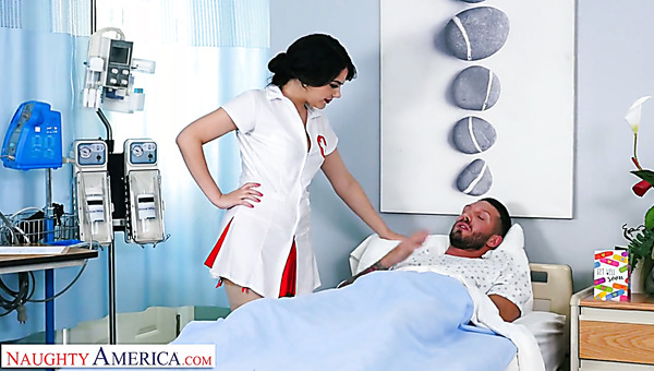 Appetizing Big Bottomed Nurse Valentina Nappi Rides Her Naughty Patient On Top