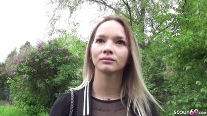 GERMAN SCOUT   DEUTSCHE MONIKA IN BERLIN NACH STREET CASTING GEFICKT   Casting