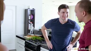 Kendra Lust Cougar Pornstar Adult Story