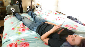 Gorgeous Teen Spied Masturbating To Phone Porn