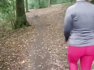 Public Peeing And Fucking For A Hot Amateur