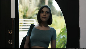 Young Masseuse Has The Honor To Give A Massage To Pornstar Alexis Fawx