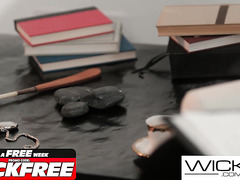 Four Sluts Get Together To Lick Each Other’s Pussies And Try Out Toys In Lesbian Group Fuck