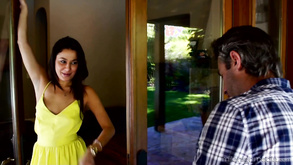 Brunette Babe Kneels To Give Blowjob And A Couple Of Orgasms