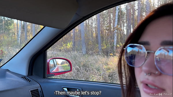 Why Waste Time While Waiting For Help On The Road Cute Babe Sucks Cock In The Car